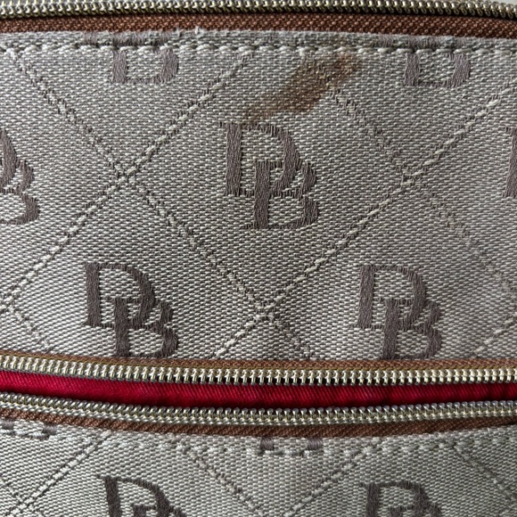 Dooney & Bourke Quilted Signature Logo Purse Bag Tan Brown Clean - Picture 2 of 5